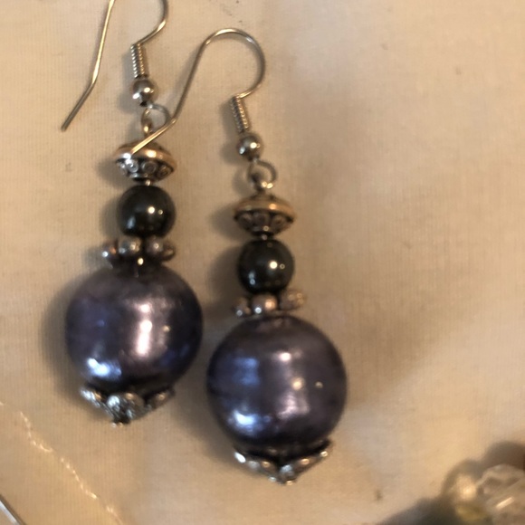 HANDMADE ONE OF A KIND BRACELET & 2 PAIR EARRINGS - Picture 3 of 4